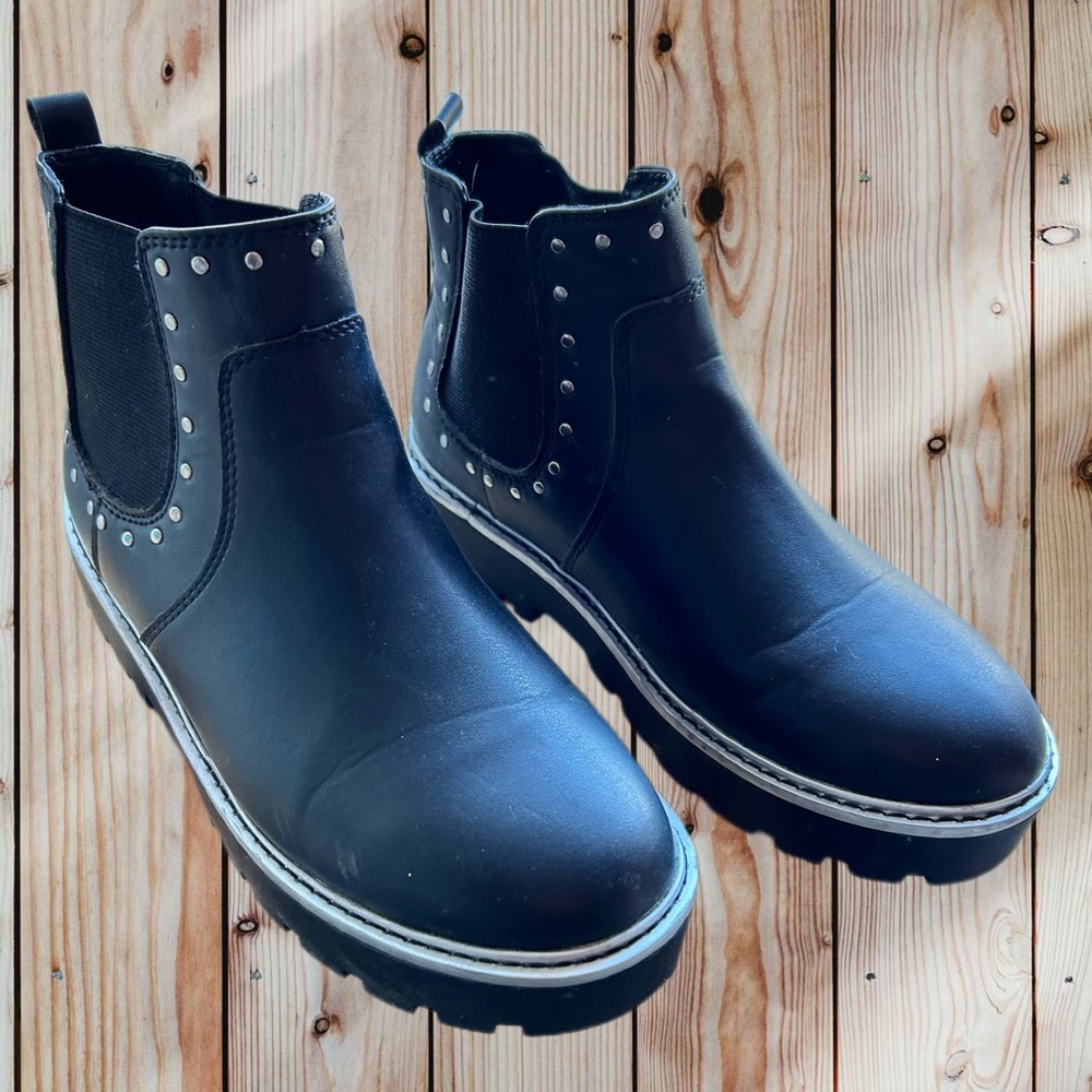Wonder Nation Boots